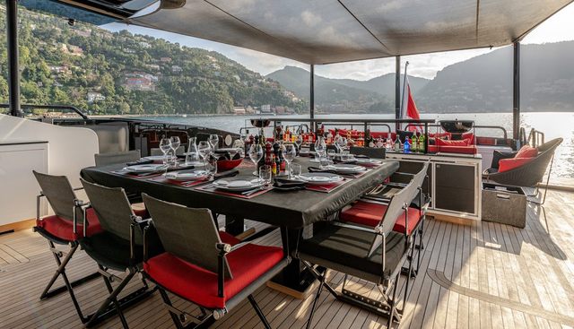 Black Legend yacht for sale 14