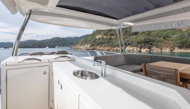 PURA VIDA yacht for sale 15