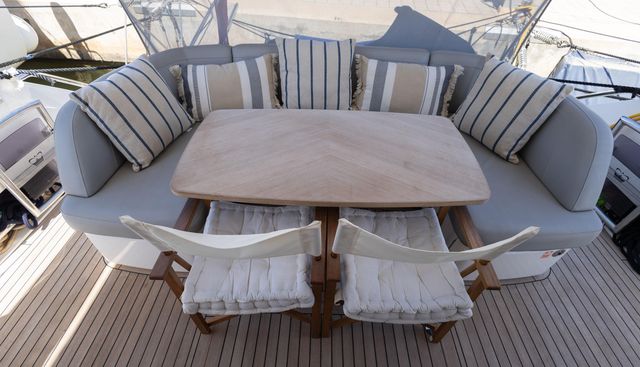 Princess Bee yacht for sale 42