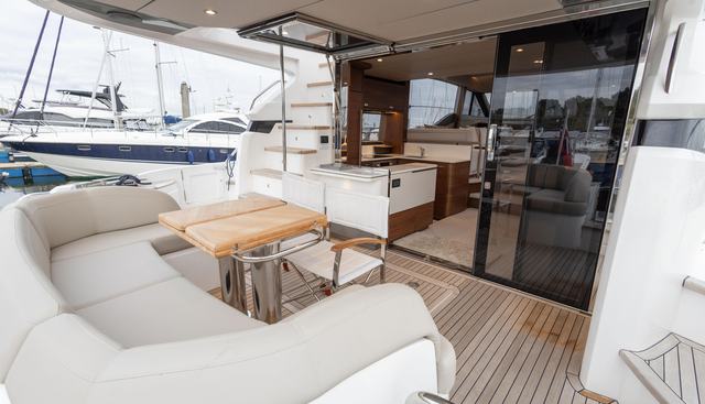 Tricky III yacht for sale 32