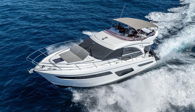 Princess Bee yacht for sale 32