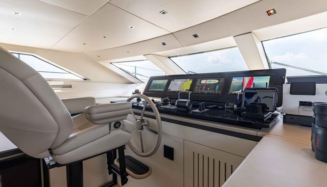 CHAMELEON yacht for sale 59