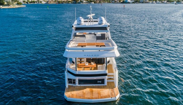 GALEON 680 FLY yacht for sale 5