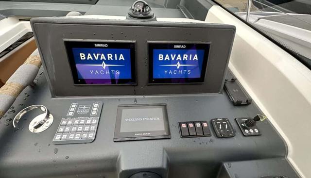 EX DEMONSTRATOR SALE!! 323000045-SR35HT yacht for sale 15