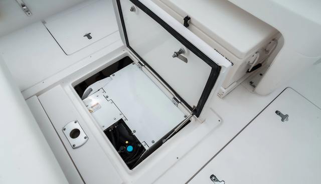 noname yacht for sale 14