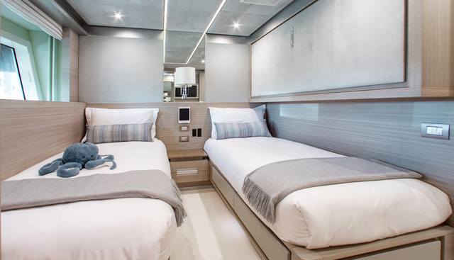 EMINA yacht for sale 17