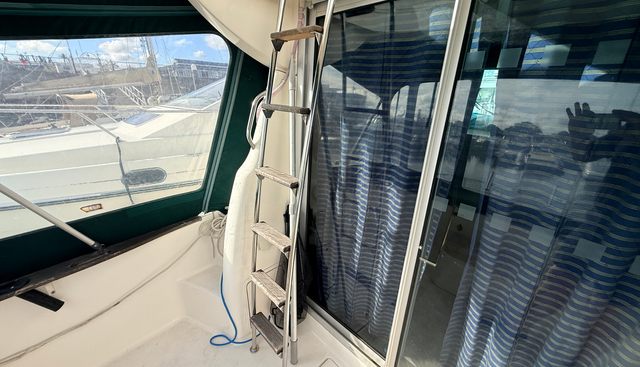 Moggy yacht for sale 15