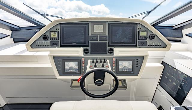 HAWK yacht for sale 43