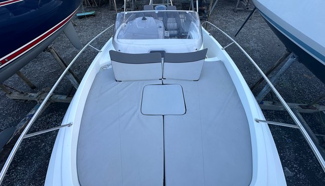 Meant 2 B yacht for sale 12