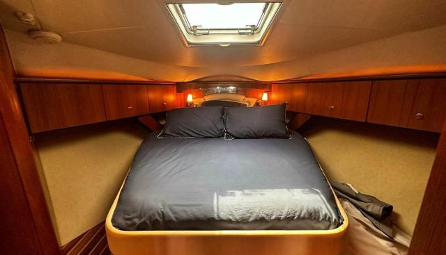 CRYSTAL yacht for sale 10