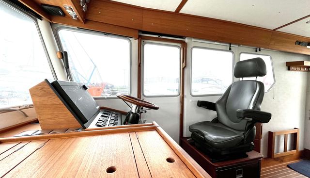 noname yacht for sale 27