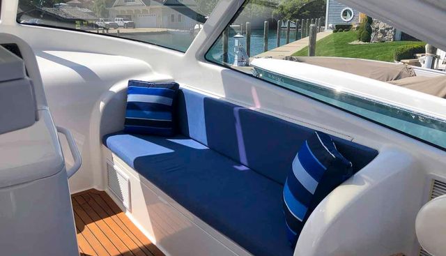 Fuzzy III yacht for sale 33