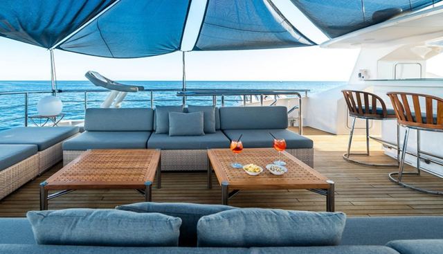 R23 yacht for sale 10