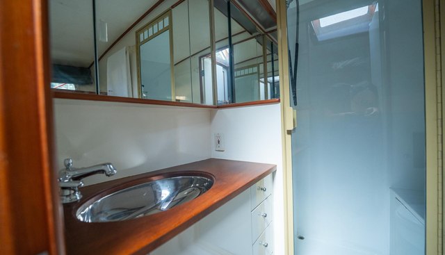 TA-BOO yacht for sale 35