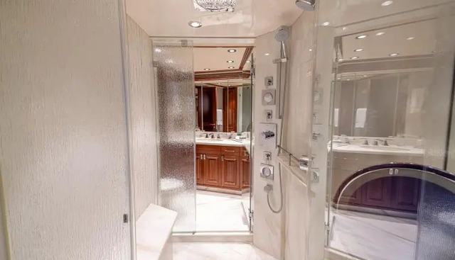 Seahawk yacht for sale 122