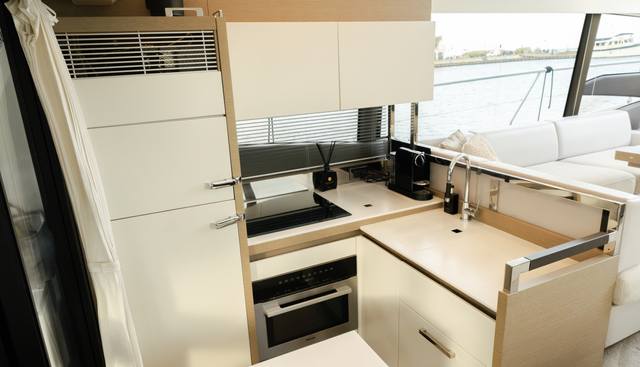 noname yacht for sale 15