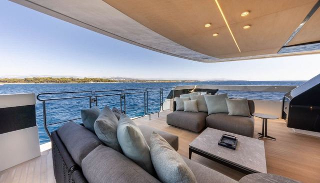 Uilia yacht for sale 28