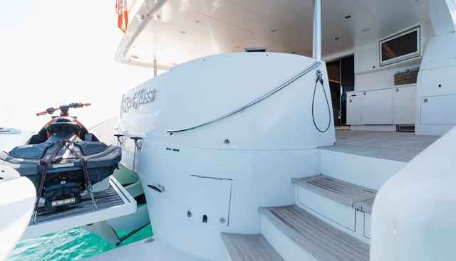 SEA GLASS yacht for sale 4