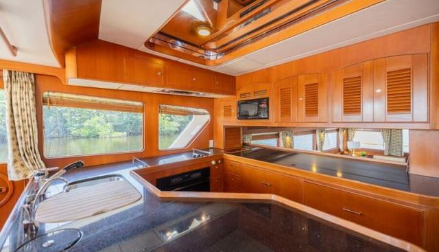 THE GARLIC yacht for sale 24