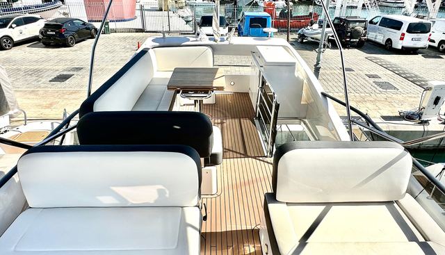 LADY V yacht for sale 8