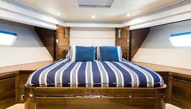 ANNEKE yacht for sale 14