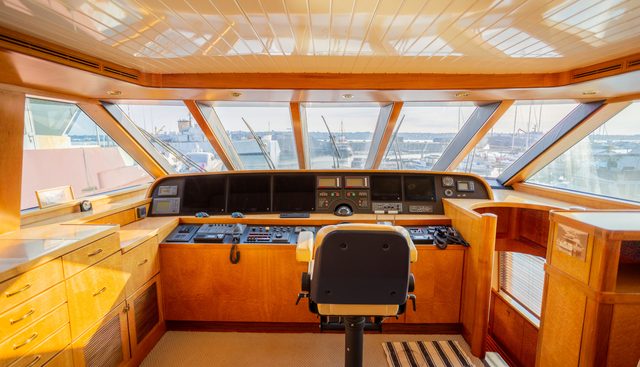 Noya Hill yacht for sale 28