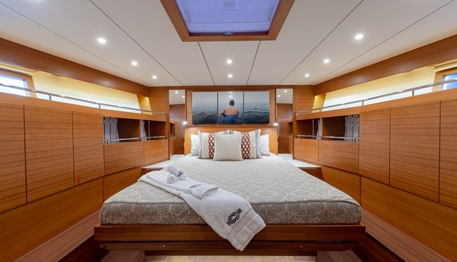 Knot Again yacht for sale 15