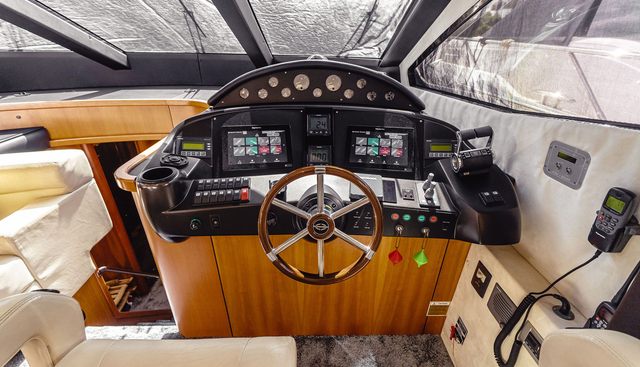 SIREN yacht for sale 22