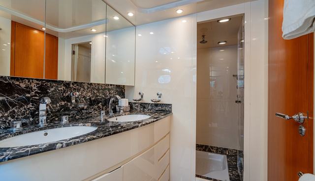 LIMION yacht for sale 15