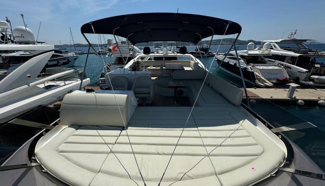 SERILLA yacht for sale 8