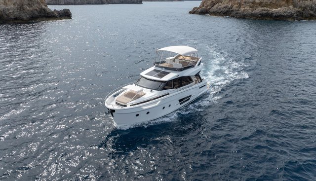 GL45FLY-76 yacht for sale 12