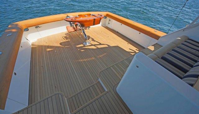 PIER PRESSURE yacht for sale 9