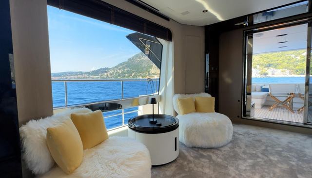 CHILLIN' yacht for sale 10