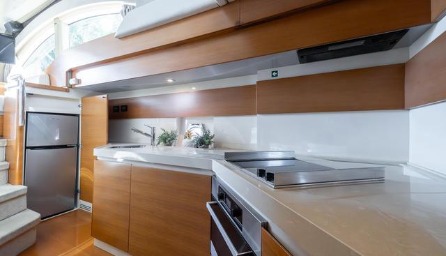 noname yacht for sale 28