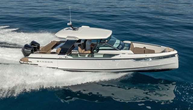 320GTO-783 yacht for sale 5