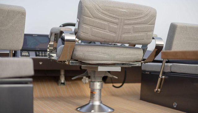 Galeon 510 SKY yacht for sale 37