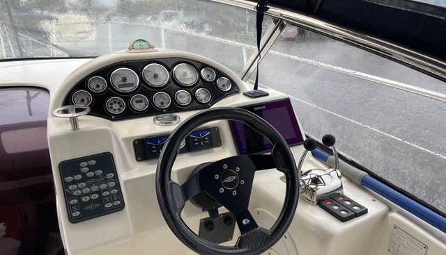 ELLE II yacht for sale 9