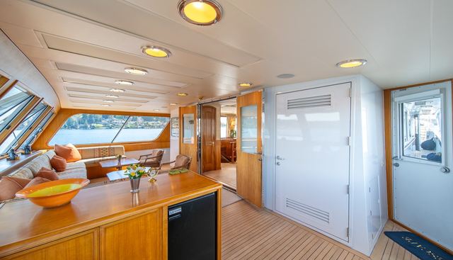 ESCAPE OF LONDON yacht for sale 9