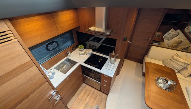 noname yacht for sale 14