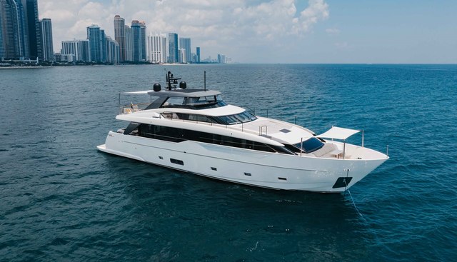 CHAMELEON yacht for sale 20