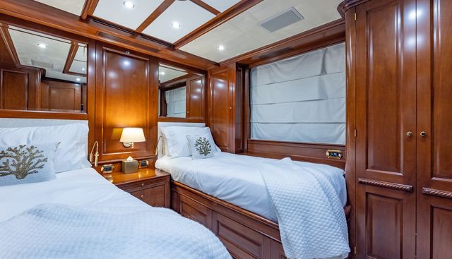 NAMASTE yacht for sale 28