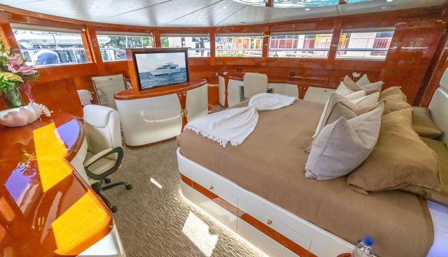 KAYA yacht for sale 44