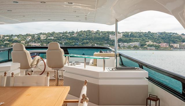 DADDY'S DREAM 888 yacht for sale 27