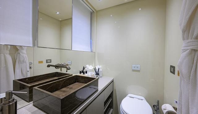 PHOENIX yacht for sale 59