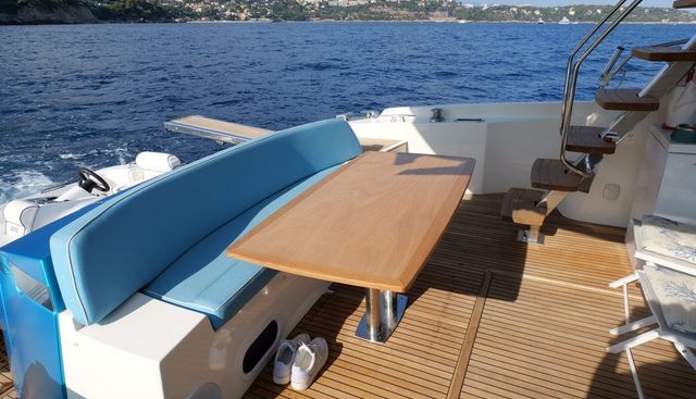 PRESTIGE 620 yacht for sale 15