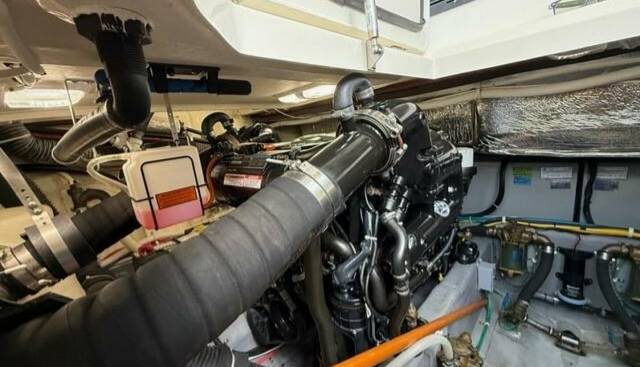MJM Grand yacht for sale 52