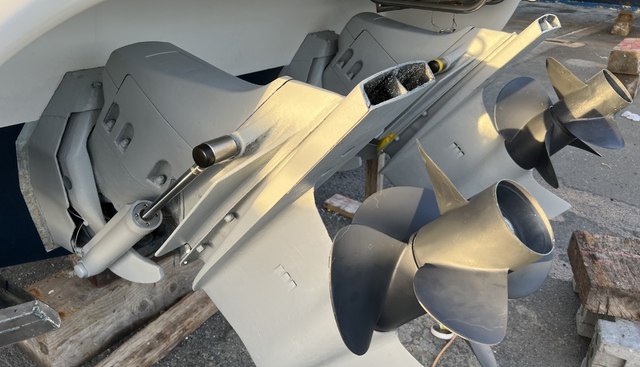 Gin Trap yacht for sale 43