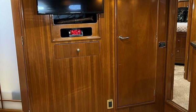 Justified yacht for sale 15