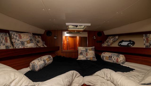 Cloud Nine yacht for sale 30