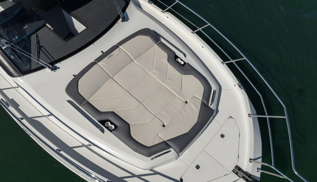GN440FLY-016 yacht for sale 13